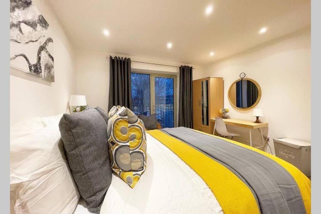3 York Mews Villa Bath Luaran gambar